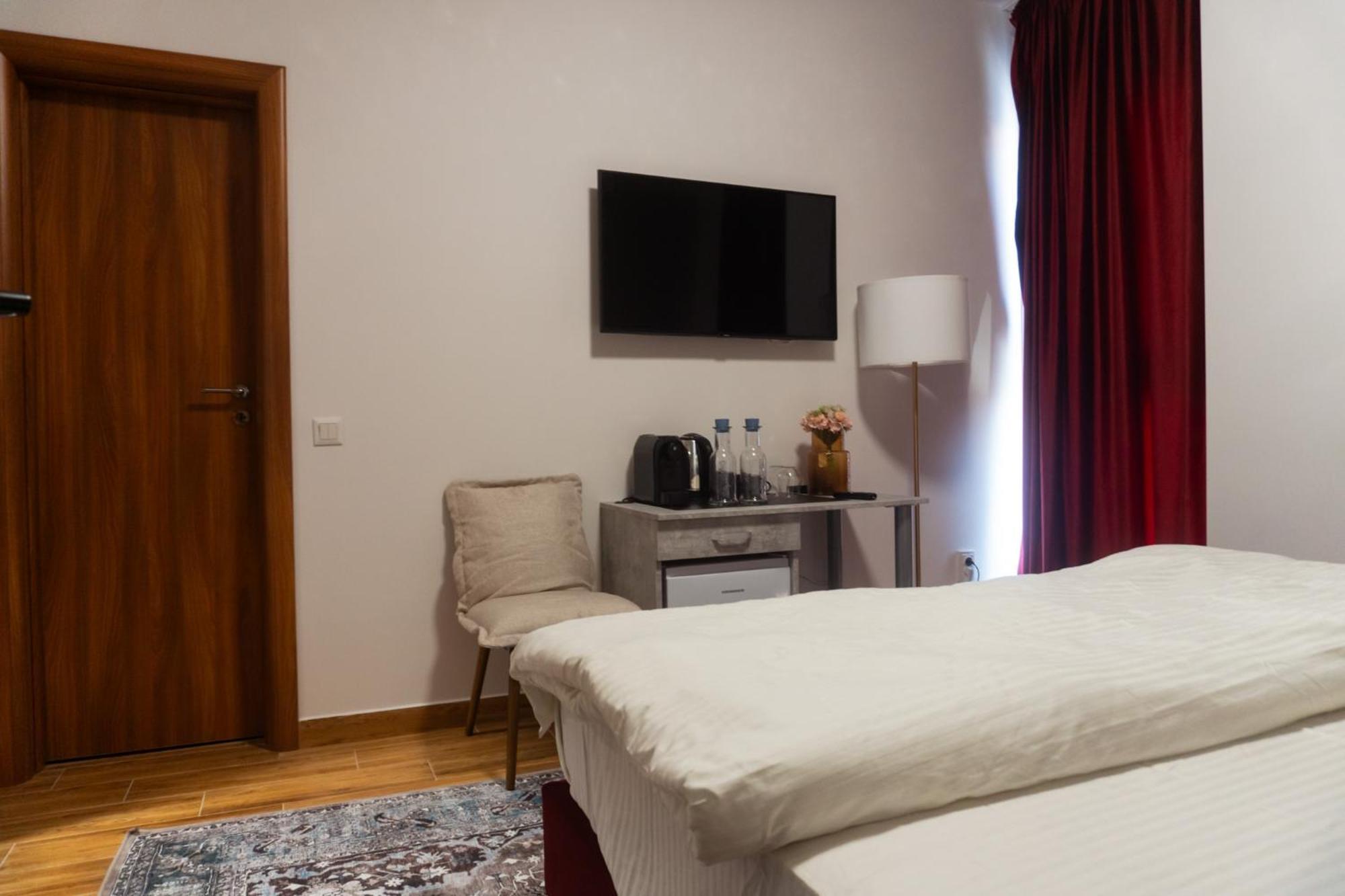 אורדאה Hotel Fantazia מראה חיצוני תמונה