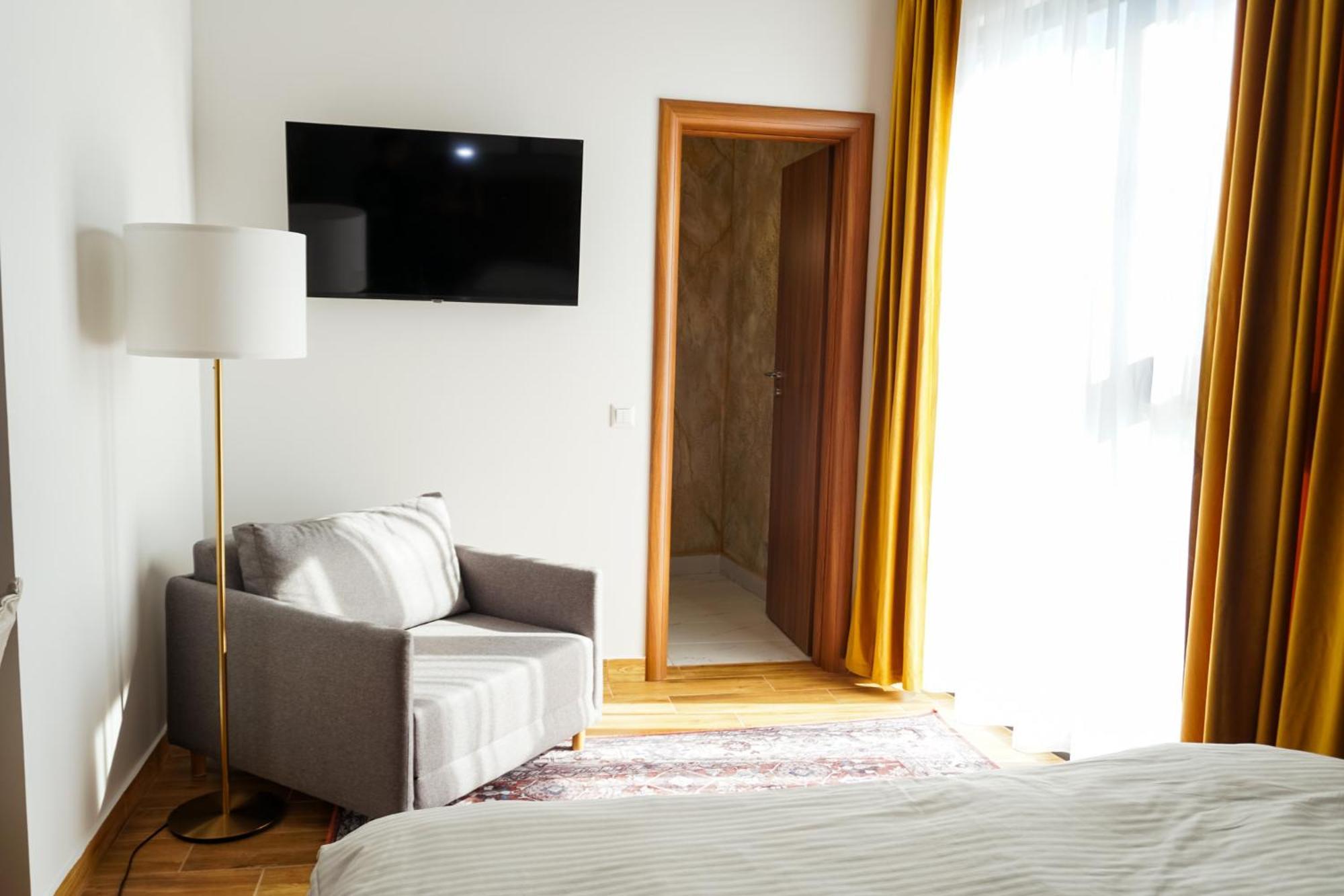 אורדאה Hotel Fantazia מראה חיצוני תמונה